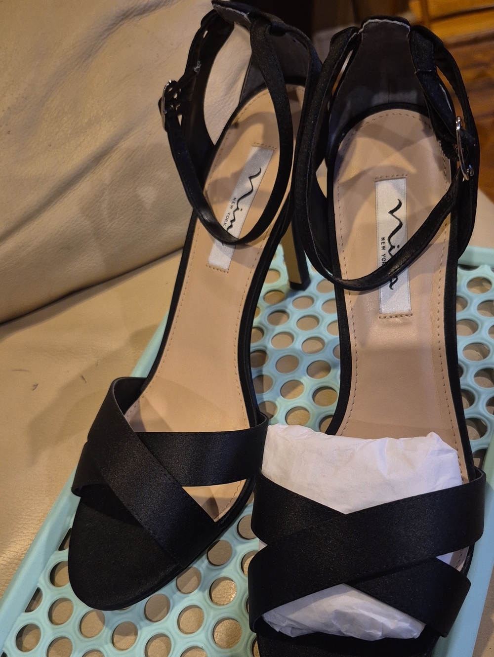 NEW--Nina Black Crisscross Ankle-Strap Stiletto Heels